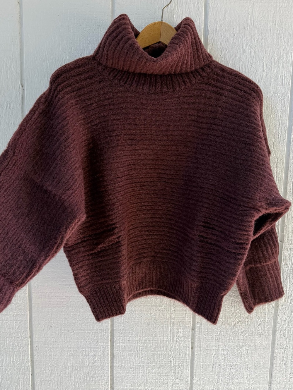 Leith Ribbed Funnel Neck Sweater in Wine